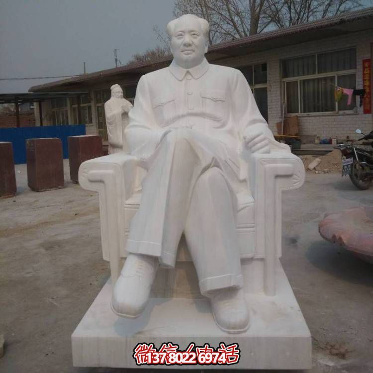 漢白玉石雕毛主席雕塑——走進(jìn)中國(guó)景區(qū)，欣賞傳統(tǒng)美術(shù)