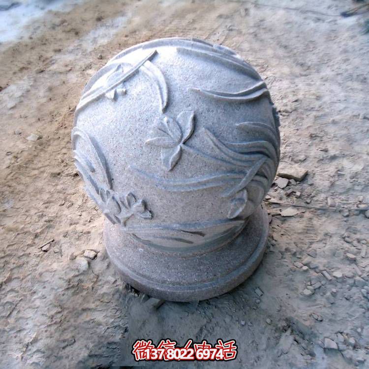 大理石浮雕雕塑，給公園景觀增添美感