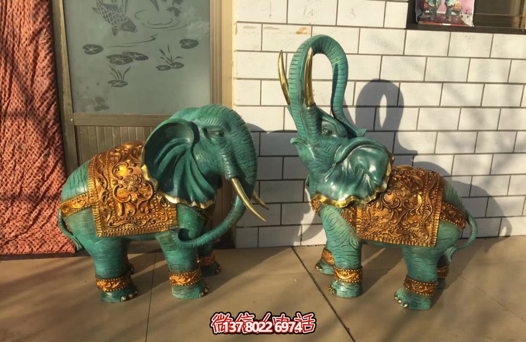 玻璃鋼大象彩繪雕塑，裝點(diǎn)室內(nèi)創(chuàng)意庭院