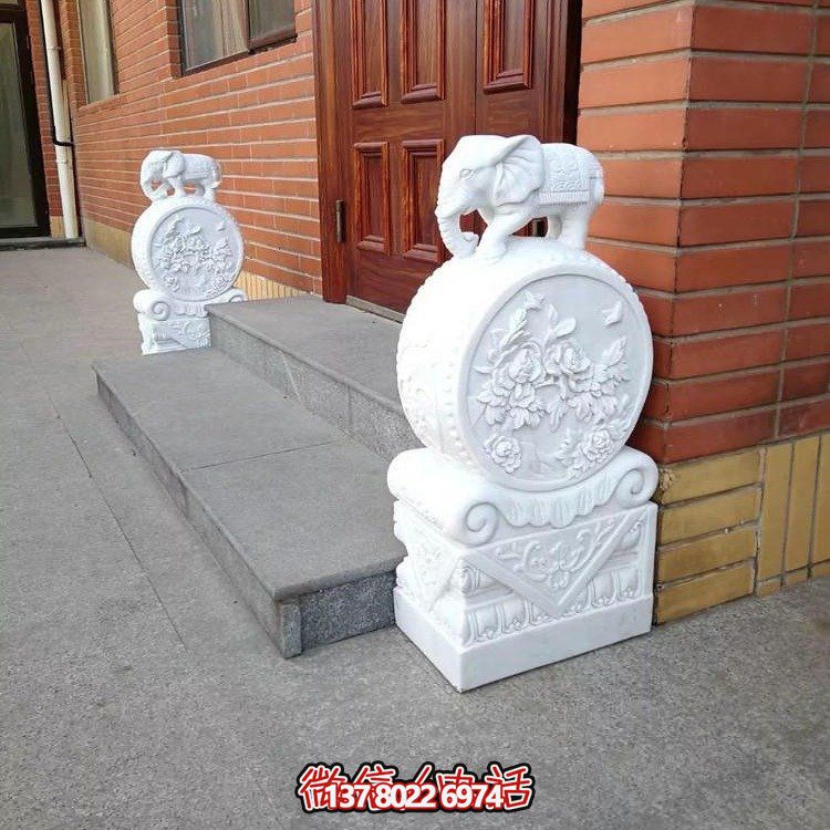 浪漫經(jīng)典，精致雕刻吉祥小象抱鼓石