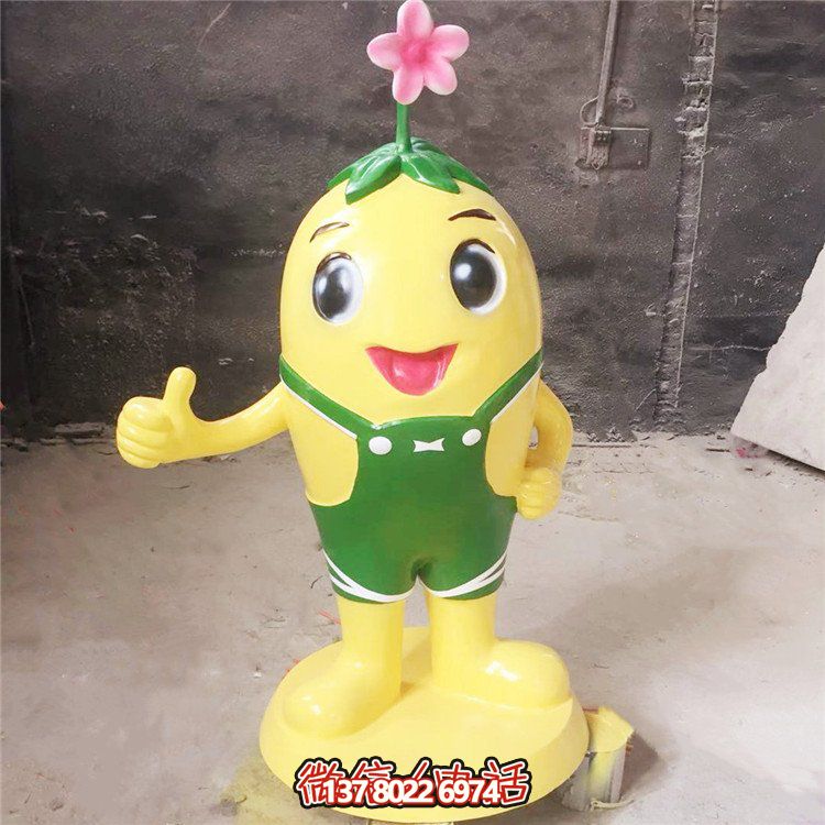 玻璃鋼卡通人物雕塑，給幼兒園創(chuàng)意擺放