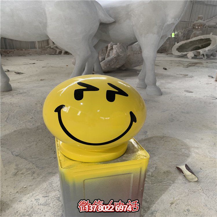 全新玻璃鋼游樂場，彩繪公仔、卡通雕塑，讓您的游樂體驗更加豐富多彩