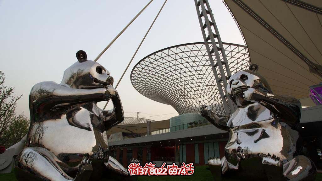 不銹鋼卡通熊貓雕塑，為動物園擺放鏡面裝飾