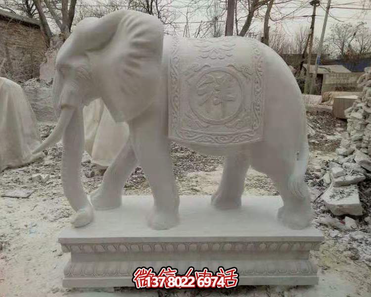 精美絕倫的漢白玉大型石雕財(cái)神招財(cái)大象