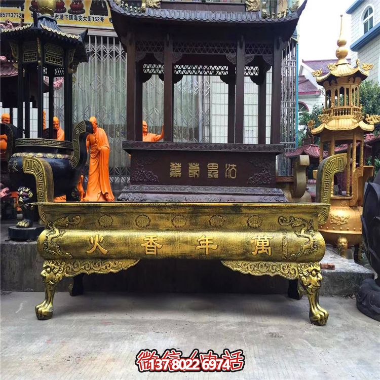 大型純銅鎏金香爐雕塑，為景觀寺廟增添靈性美感