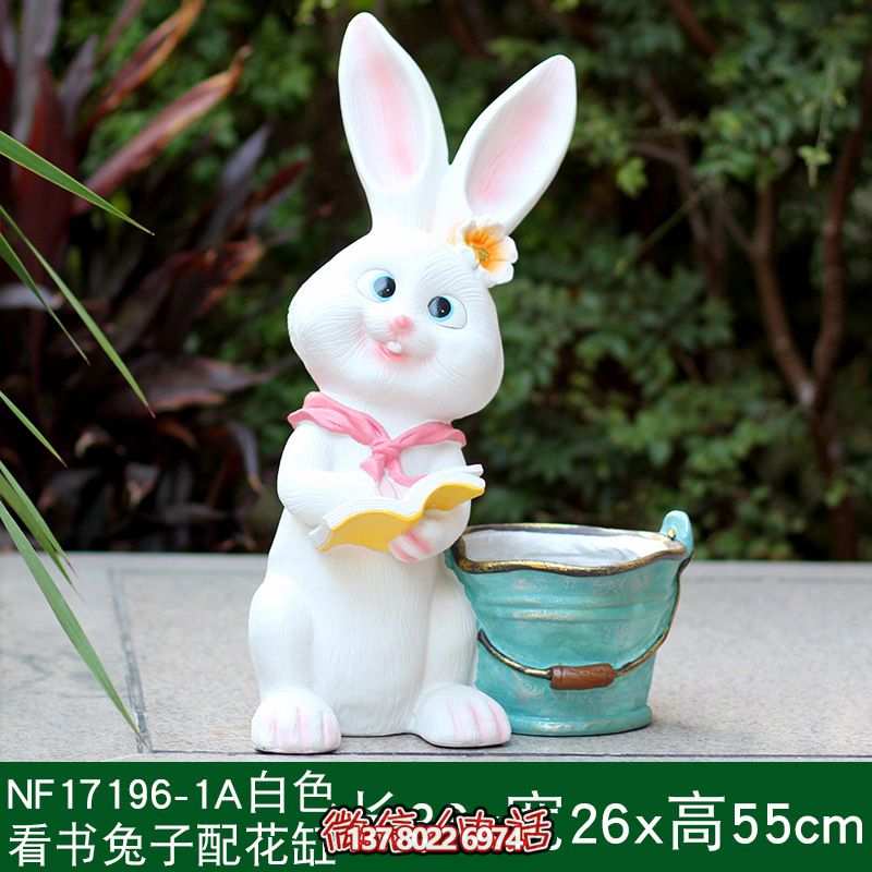 玻璃鋼兔子雕塑，為公園增色