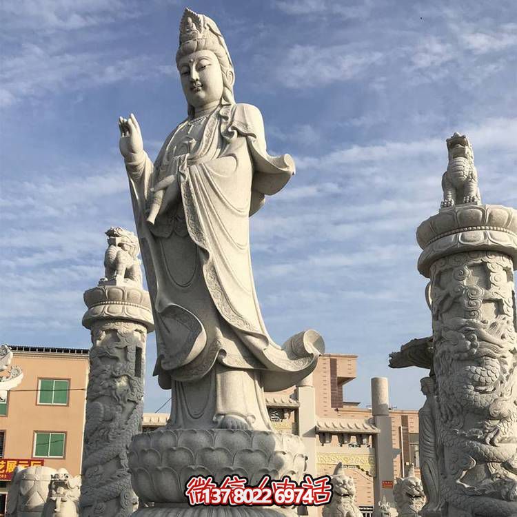 滴水觀音大型雕塑，欣賞美麗的戶外景點(diǎn)