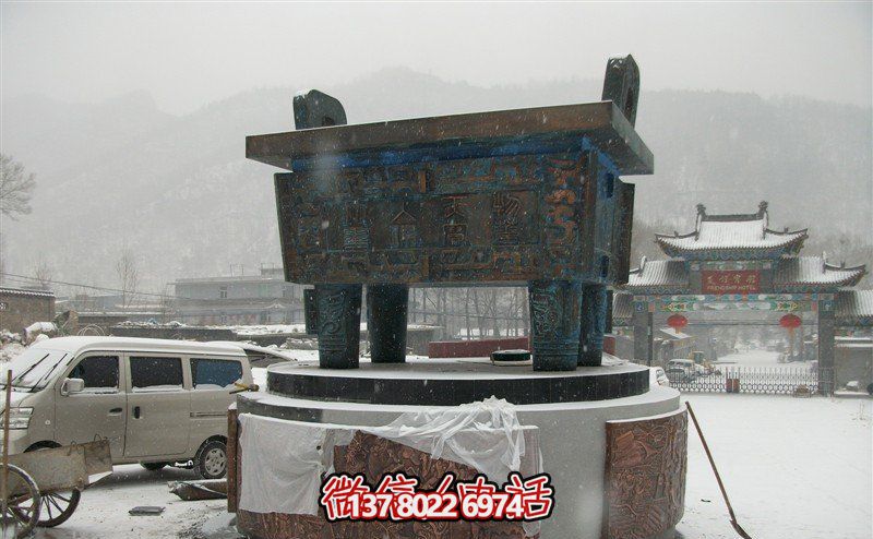 大型仿古青銅雕塑，營造獨(dú)特的戶外景觀
