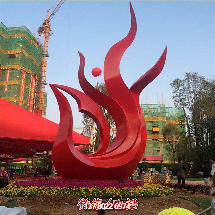 精美不銹鋼鳳凰雕塑，點綴精致小區(qū)、別墅環(huán)境