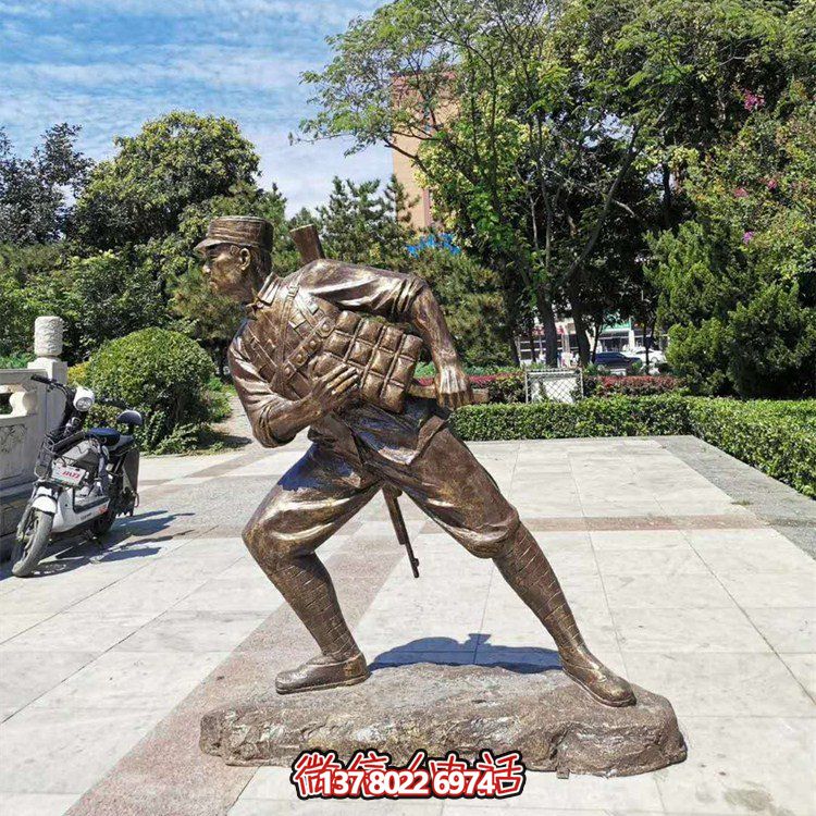沖鋒，仿銅戰(zhàn)士雕塑——玻璃鋼的藝術(shù)之作