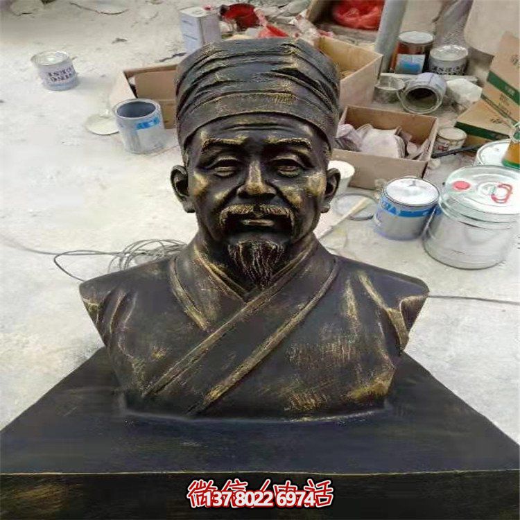 仿銅人物雕塑，玻璃鋼擺放玻璃裝飾城市學(xué)校園林