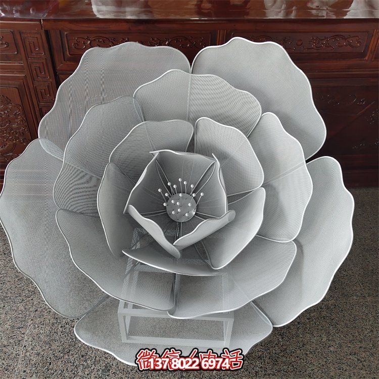 不銹鋼鏤空戶外蓮花雕塑，更美的園林景觀