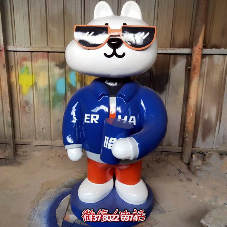 藝術玻璃鋼彩繪動物雕塑——讓商場、網(wǎng)店、紅店變身藝術館