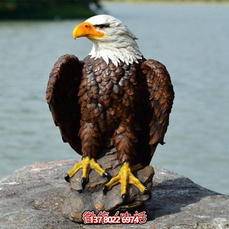玻璃鋼老鷹雕塑擺件，點(diǎn)綴戶外花園庭院