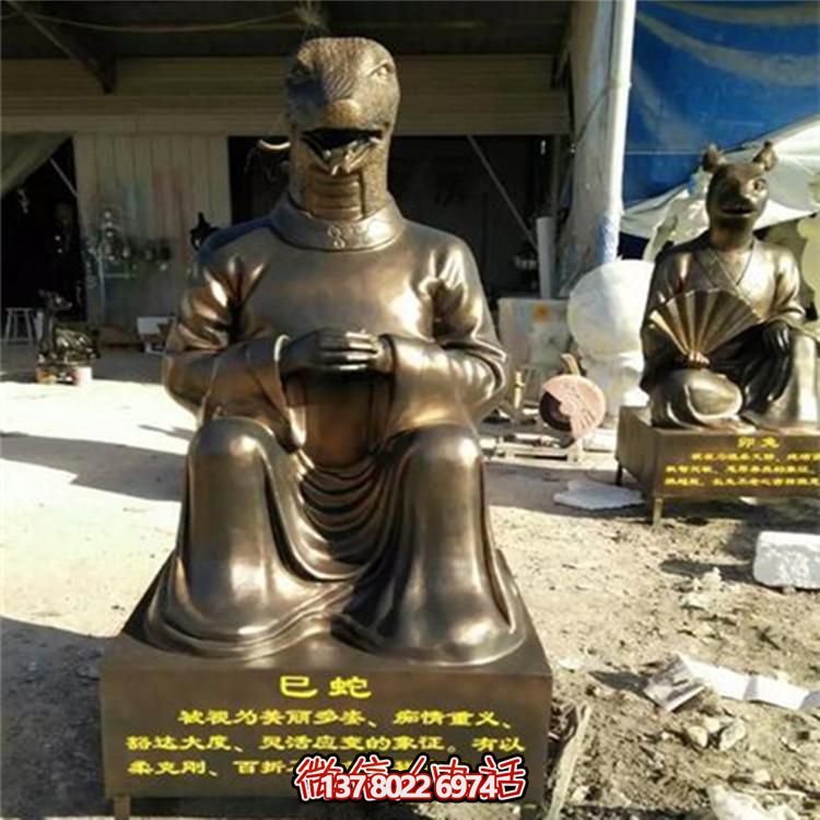 玻璃鋼仿銅人身獸面戶(hù)外擺件