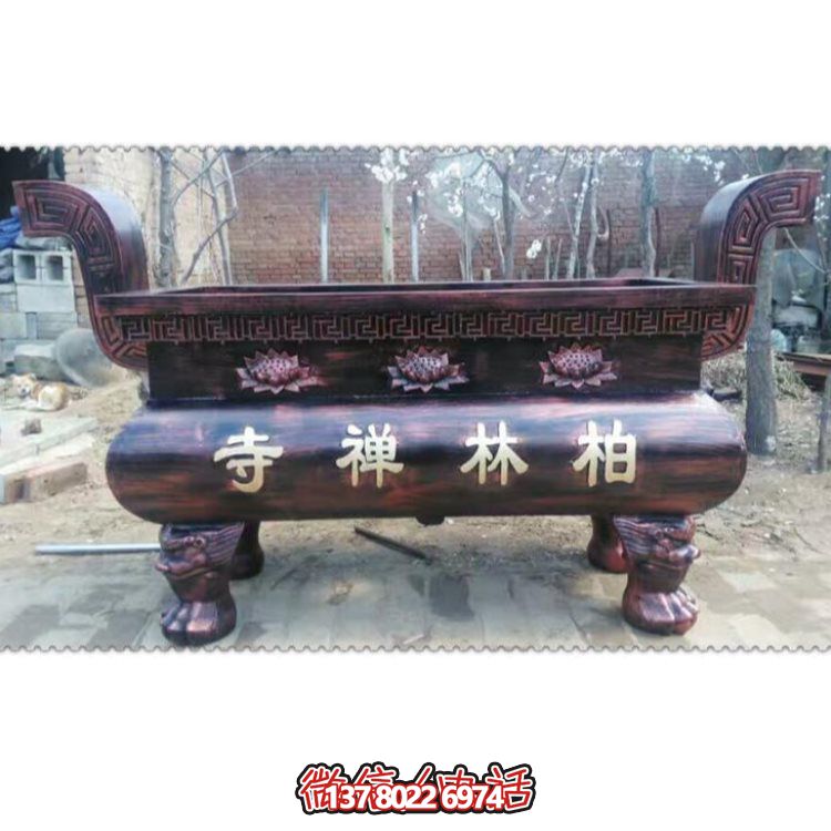 玻璃鋼大型香爐雕塑，點(diǎn)綴露天景區(qū)