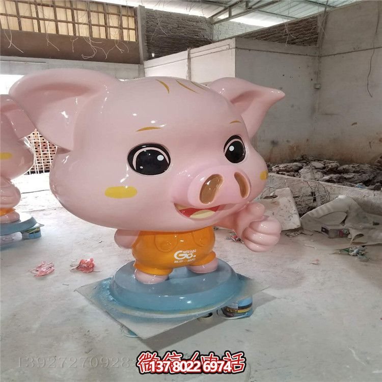 玻璃鋼豬雕塑，為您的店鋪、戶外公園增添熱鬧氣氛