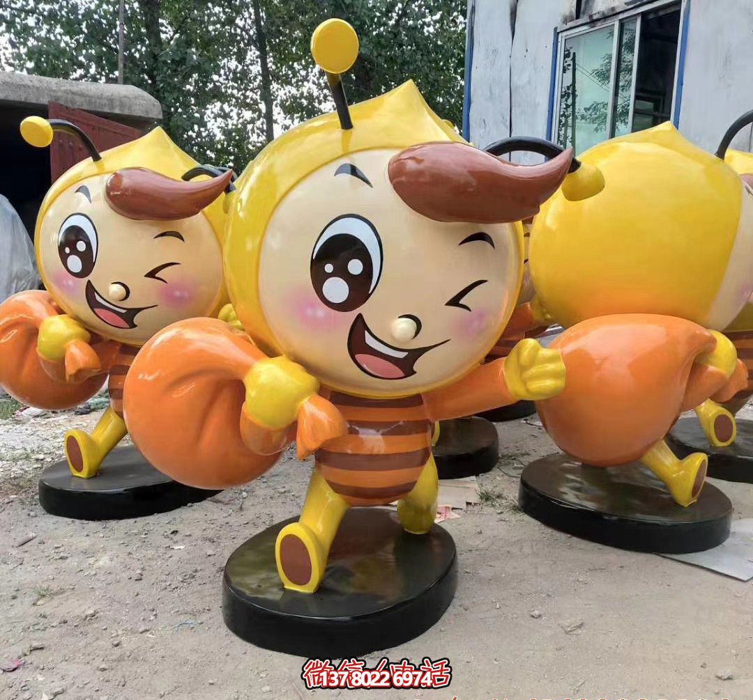 仿真蜜蜂雕塑背包，輕便玻璃鋼裝飾小區(qū)、景區(qū)和草坪