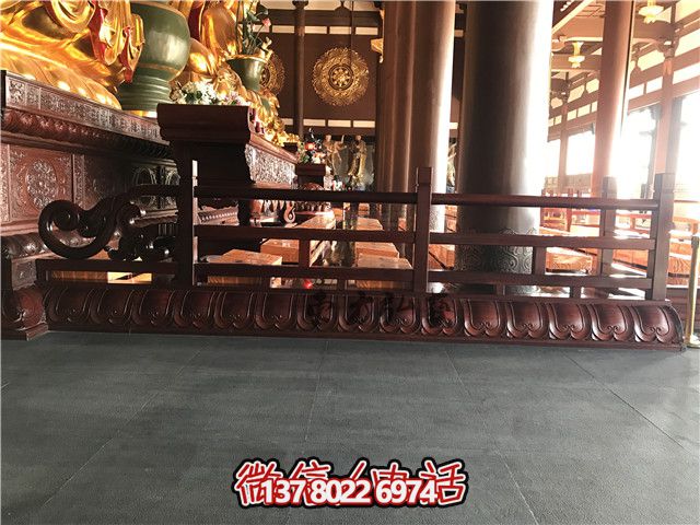 鑄銅欄桿——現(xiàn)代簡約風格，兼具實用性和藝術美感
