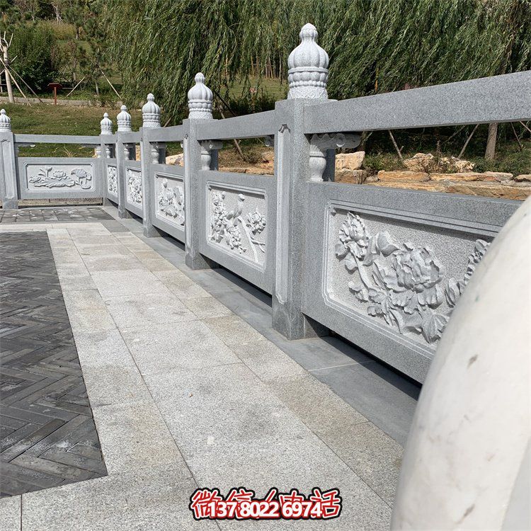 石雕欄桿，菊花紋石欄板