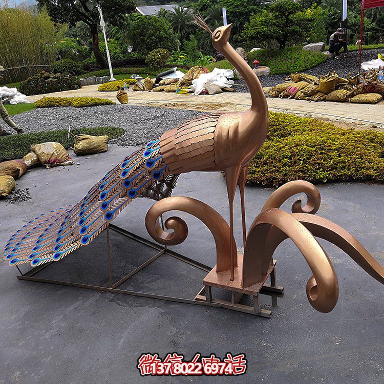不銹鋼孔雀，烤漆藝術(shù)動(dòng)物造型雕塑