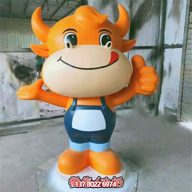 卡通牛犢子，玻璃鋼卡通動物系列美陳擺件
