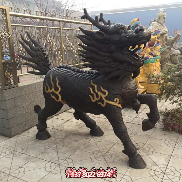 景區(qū)大型仿真動(dòng)物景觀不銹鋼仿銅麒麟雕塑