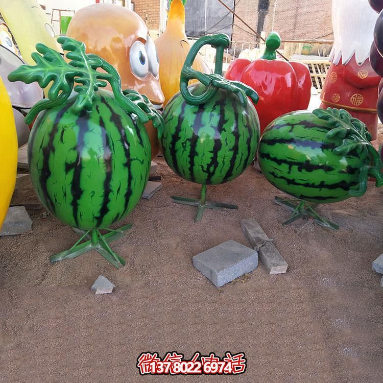 玻璃鋼仿真西瓜，大西瓜雕塑擺件
